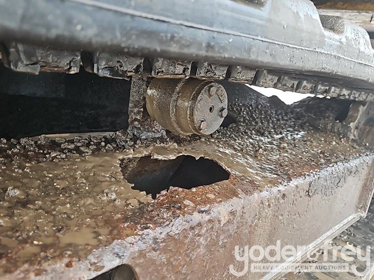 deere-80c-image-25