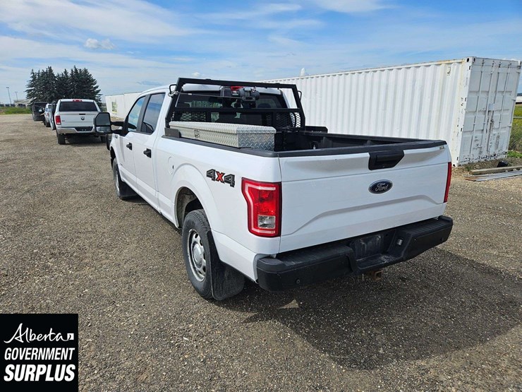 2017-ford-f150-image-3
