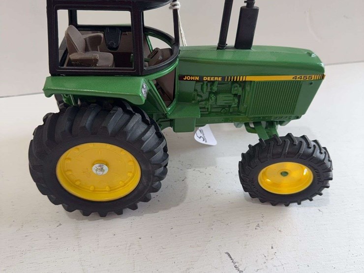john-deere-4455-toy-tractor,-die-cast-metal,-1/16-scale-image-1