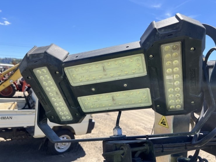 2016-generac-plt240-image-11