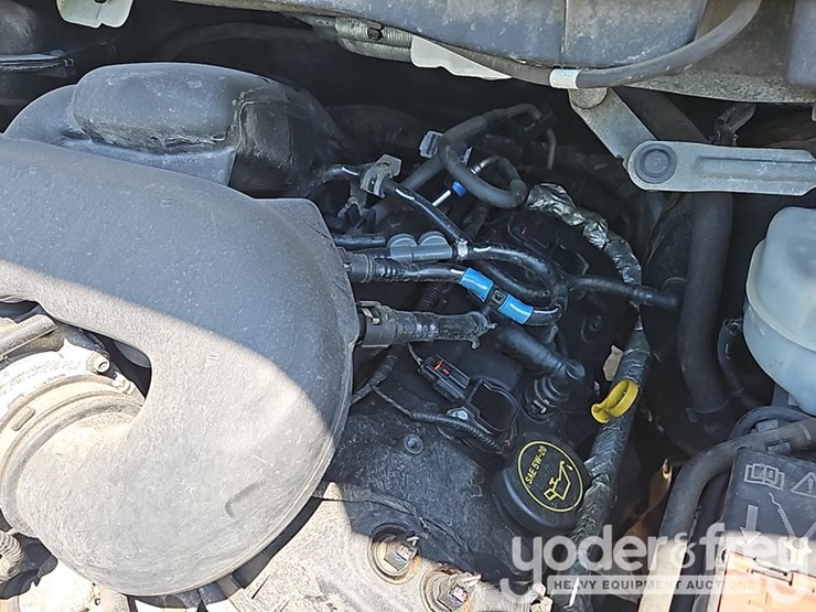 2015-ford-transit-image-27