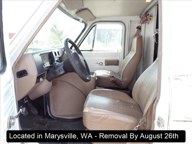 1992-chevrolet-30-image-13