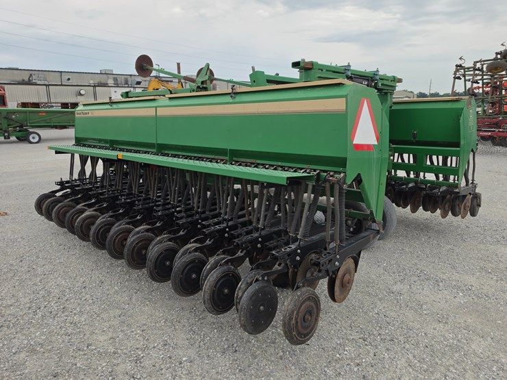 great-plains-solid-stand-30-image-13