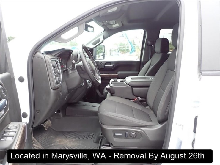2023-chevrolet-2500-image-4