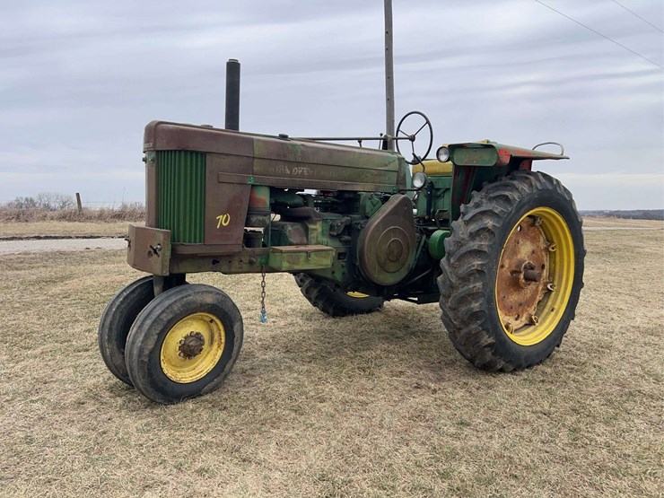 john-deere-70-image-1