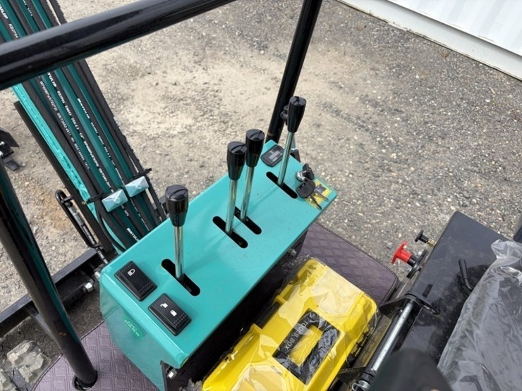 2026-cfg-kt13r-mini-hydraulic-excavator-image-17