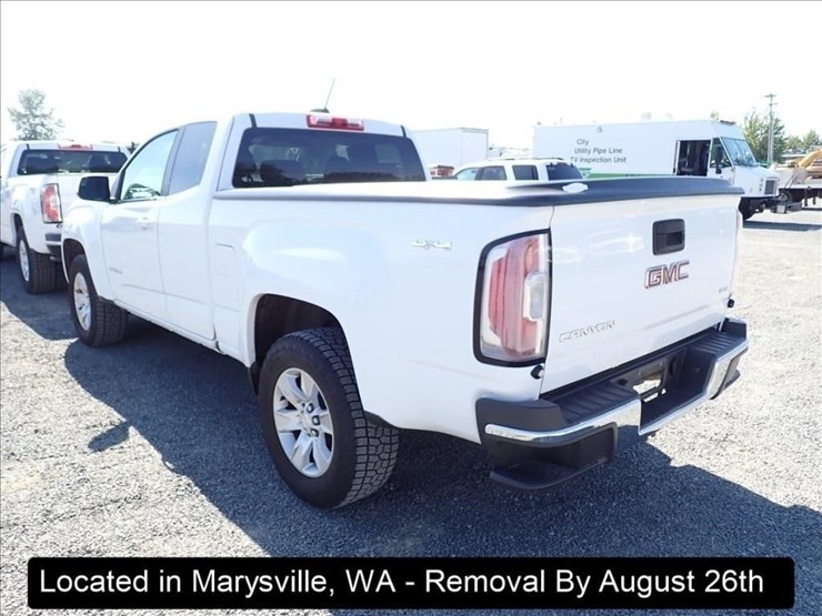 2017-gmc-canyon-image-10