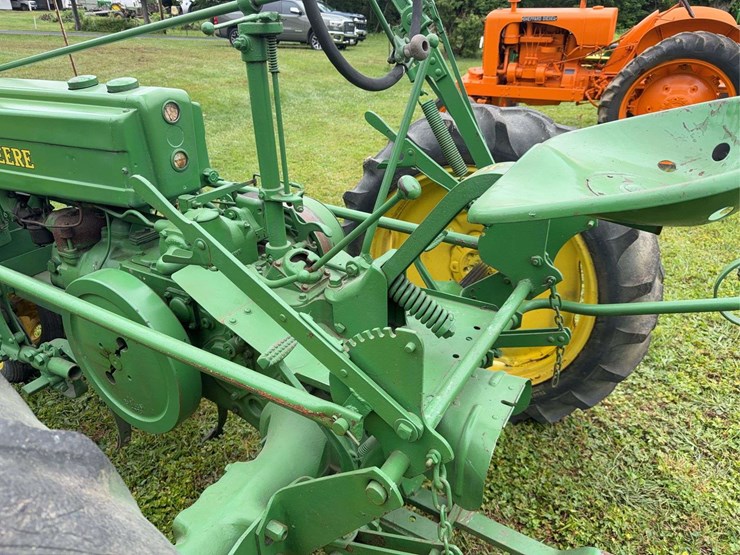 john-deere-h-image-42