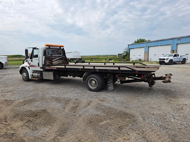 2002-international-durastar-4300-image-10