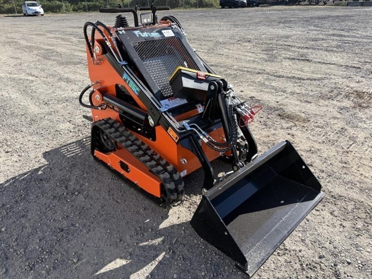 2026-future-ft36c-mini-compact-track-loader-image-2
