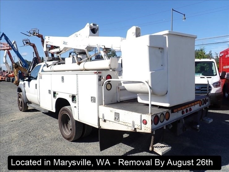 2009-ford-f550-image-22