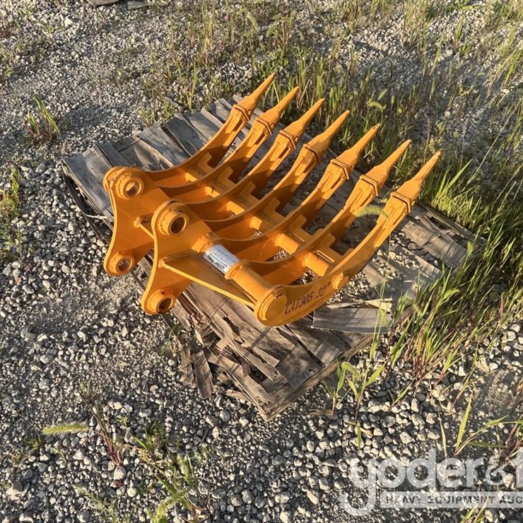 CAT305 32" Rake