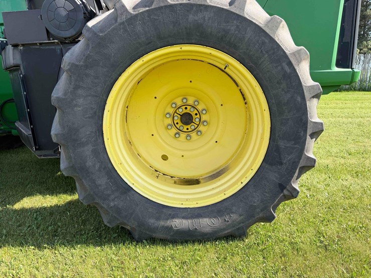 john-deere-9300-image-10