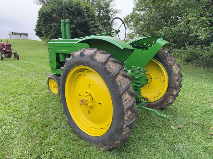 john-deere-model-a-image-3