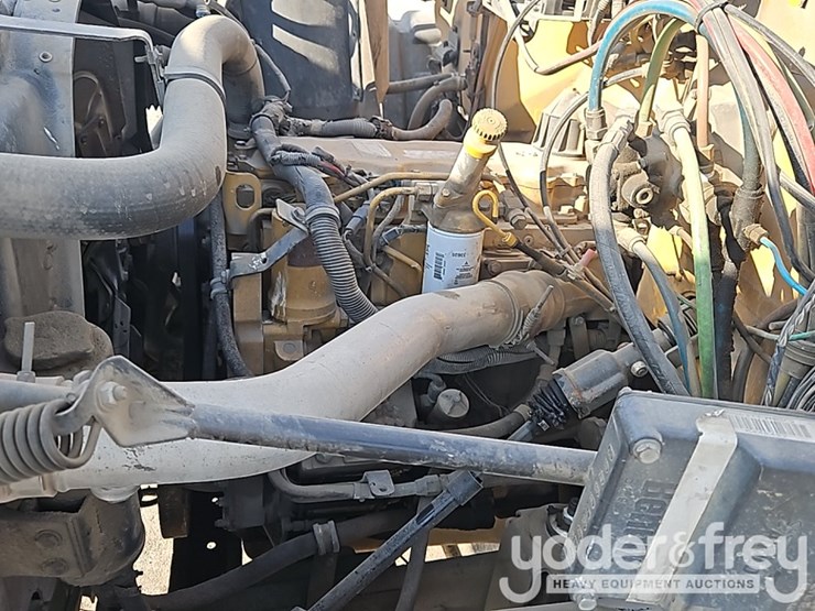 2000-caterpillar-3126-image-15