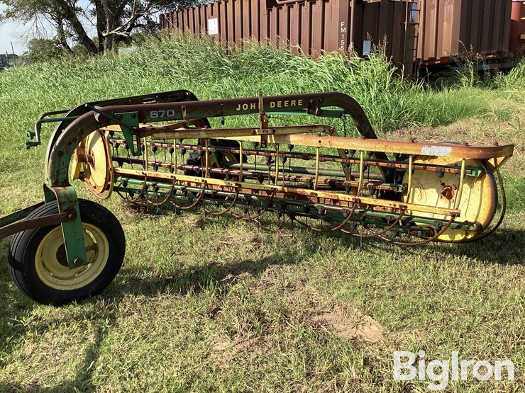john-deere-670-image-14