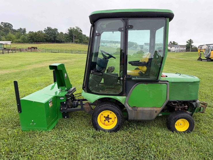john-deere-1445-image-2