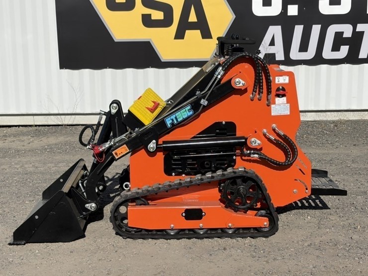 2026-future-ft36c-mini-compact-track-loader-image-7