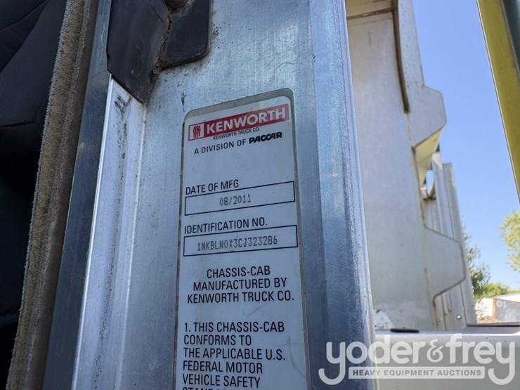2012-kenworth-t400-image-61