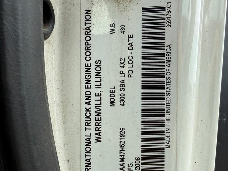 2007-international-durastar-4300-image-27