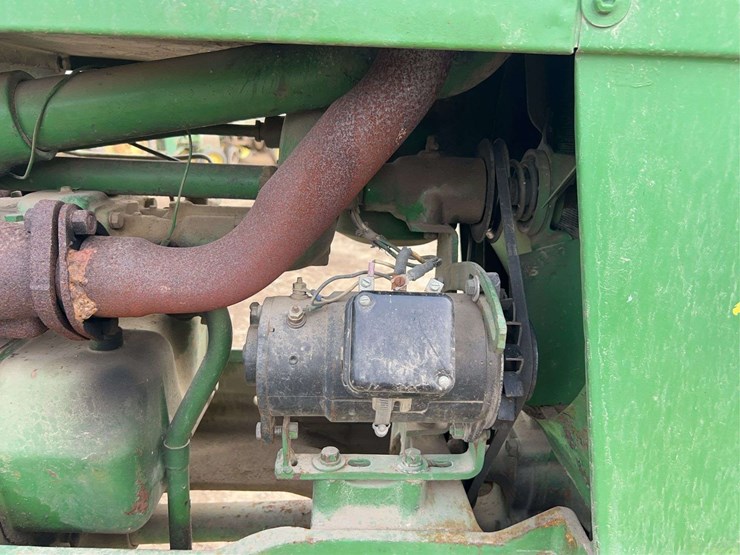 john-deere-70-image-25