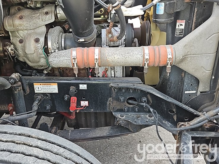 2019-freightliner-cascadia-125-image-22