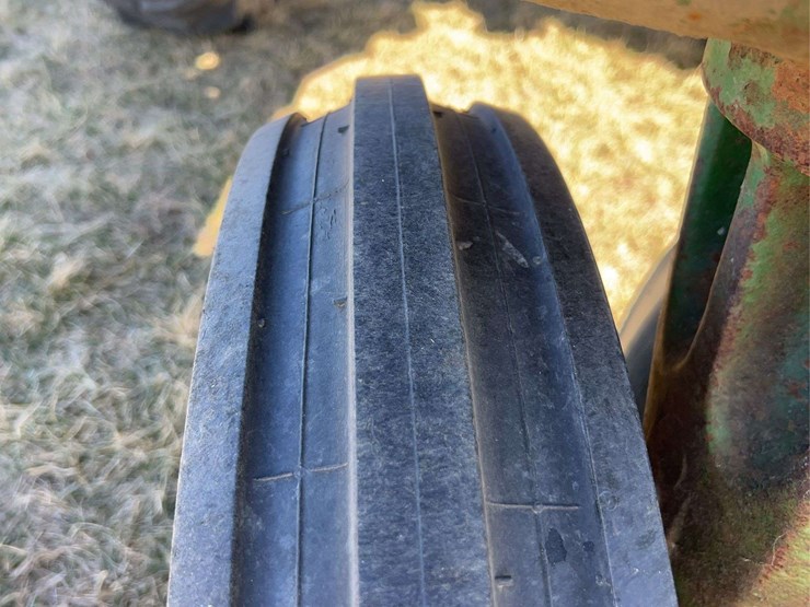 john-deere-720-image-17