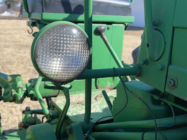 john-deere-50-image-28
