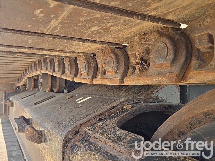2017-caterpillar-336fl-image-17