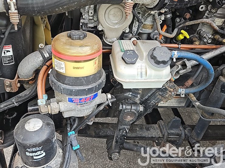 2019-freightliner-cascadia-125-image-27