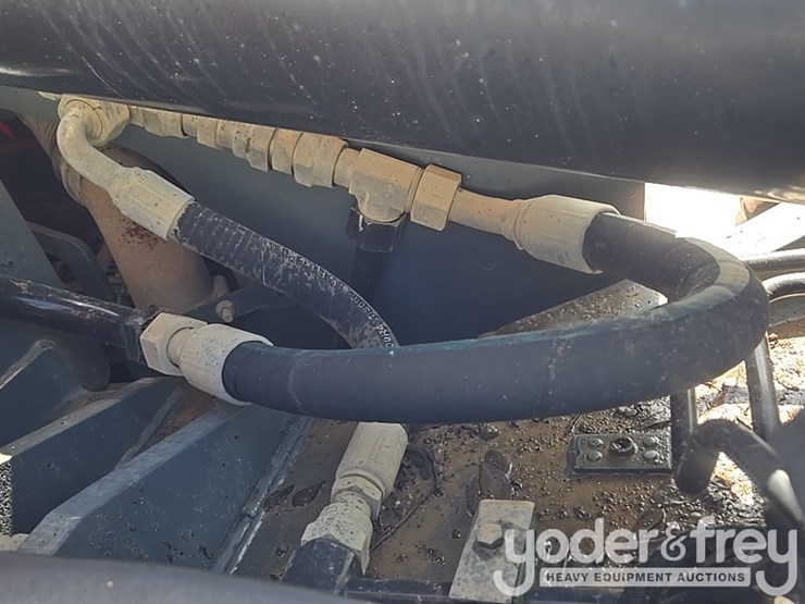 2012-jlg-g6-42a-image-22