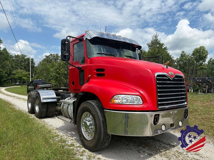 2006-mack-cxn613-t/a-truck-tractor-image-7