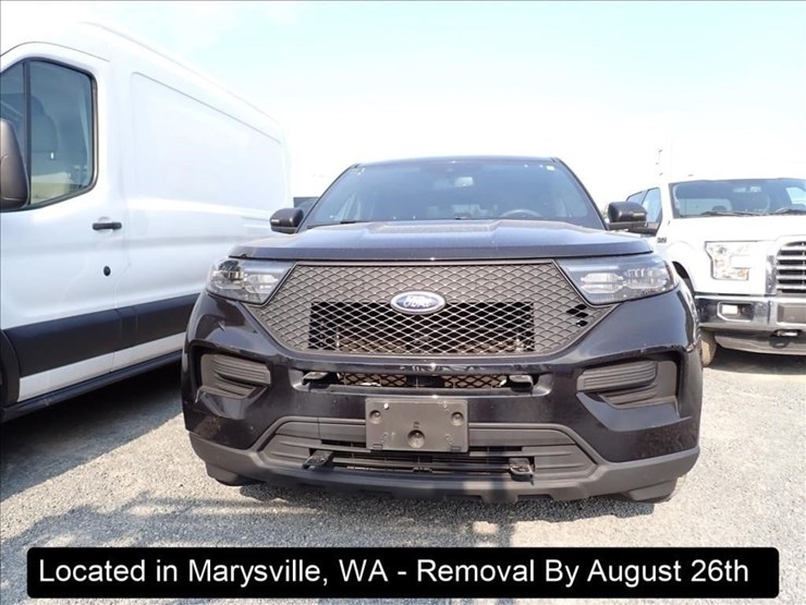 2021-ford-explorer-image-15