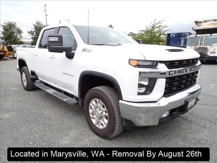 2023-chevrolet-2500-image-18
