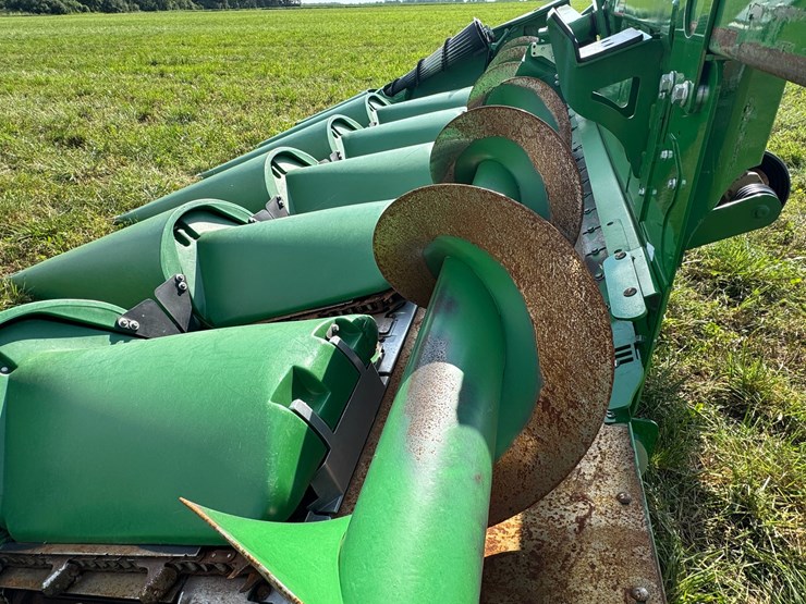 john-deere-c12f-image-23
