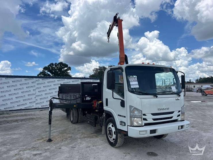 2016-isuzu-nrr-image-2