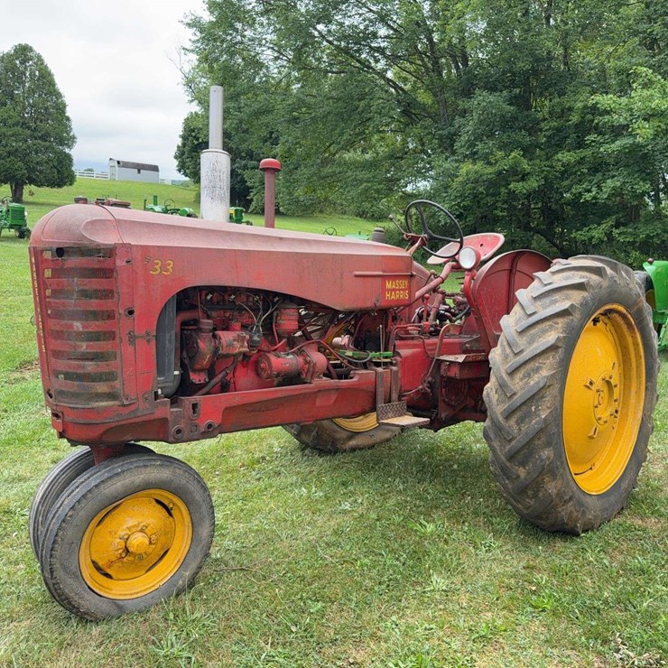 MASSEY-FERGUSON 33