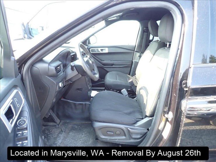 2021-ford-explorer-image-4