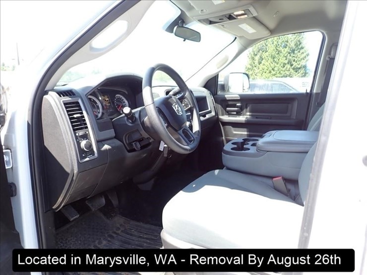 2018-dodge-3500-image-8
