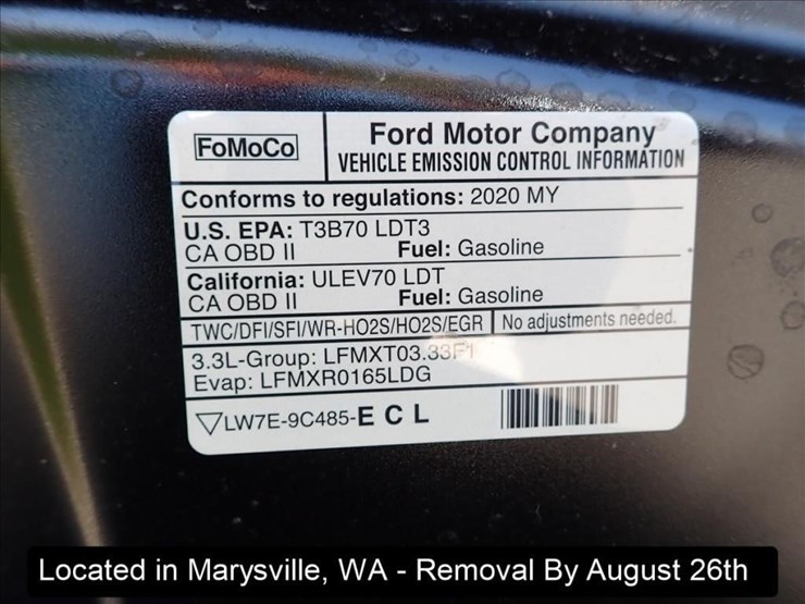 2020-ford-explorer-image-21