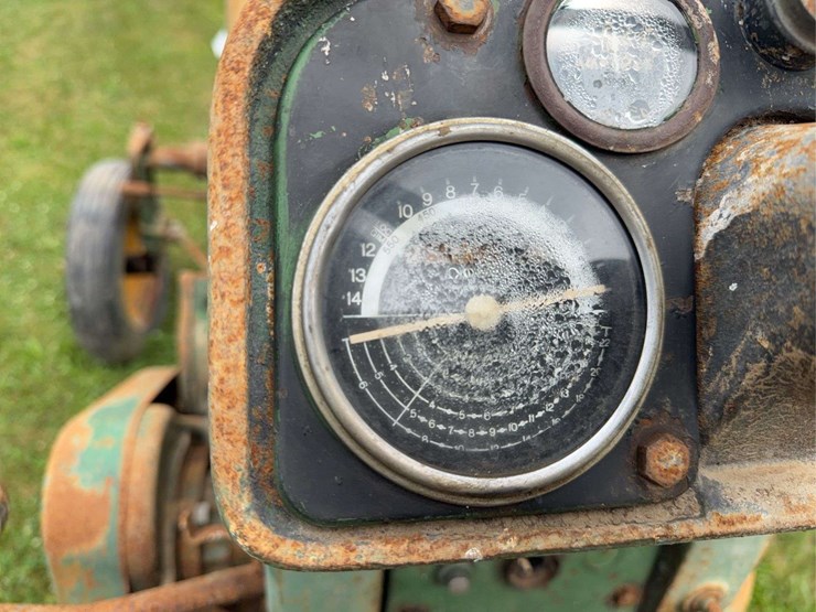 john-deere-730-image-33