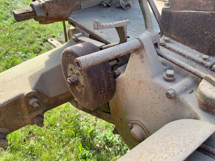 john-deere-model-b-image-25