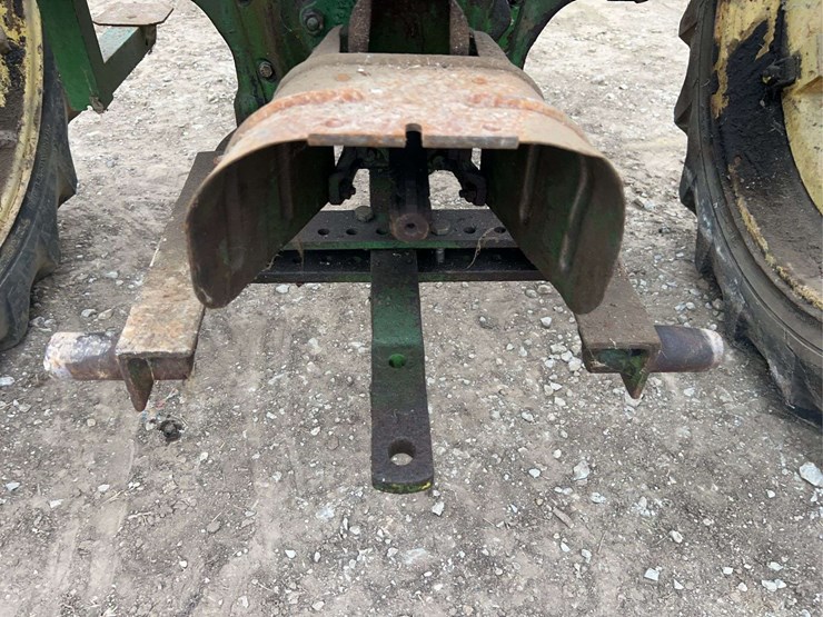 john-deere-model-b-image-32
