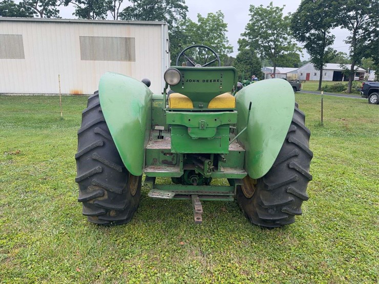 1959-john-deere-830-image-4