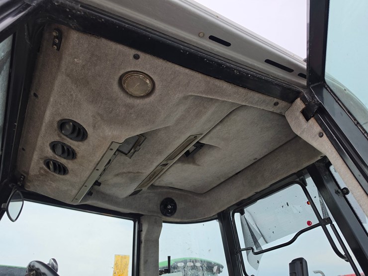 1996-massey-ferguson-6180-image-8