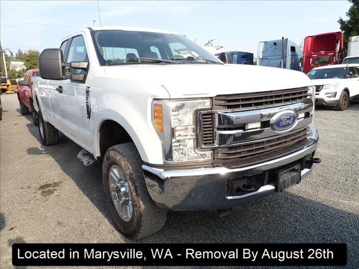 2017-ford-f250-xl-image-16