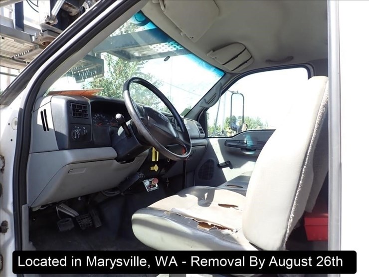 2002-ford-f750-image-33