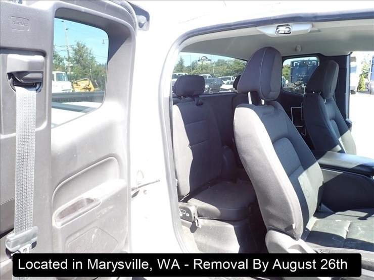 2016-gmc-canyon-image-22
