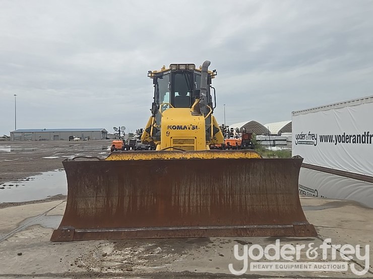 2020-komatsu-d61px-24-image-8