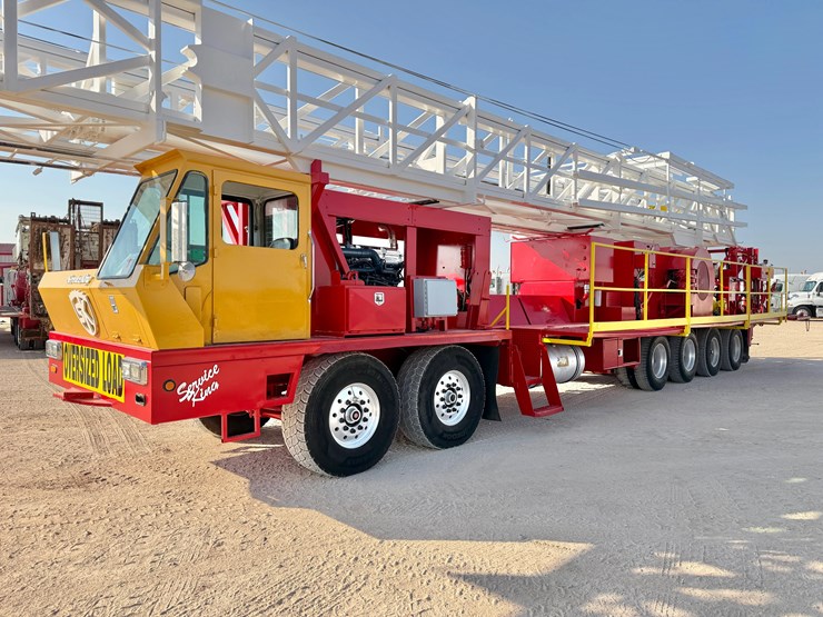 2014-service-king-675-dd-6-axle-well-service-rig,-109'x330k-#-mast-image-13
